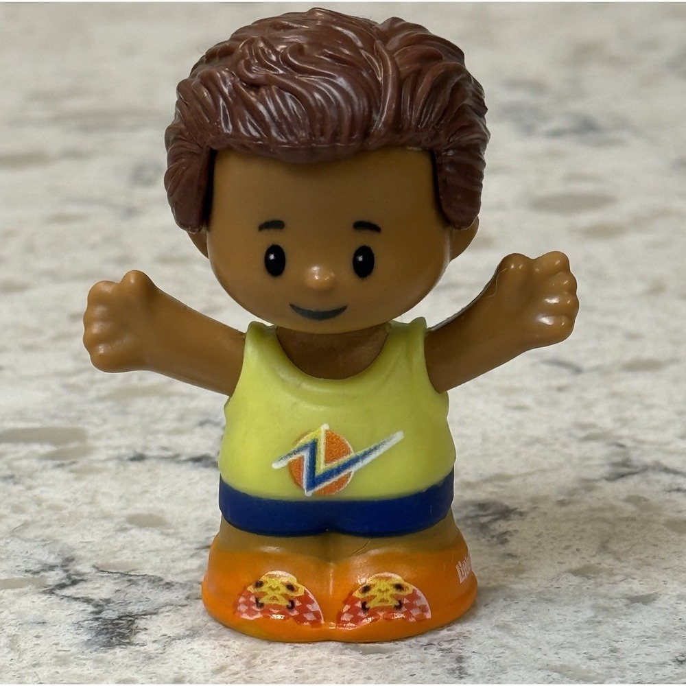 Fisher Price Little People Boy Jogger Dad Brown Hair Yellow Tank Top 2021 2022